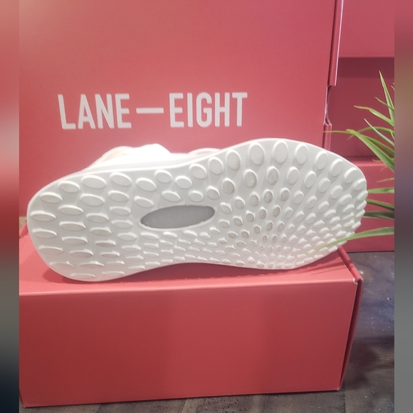 NIB Lane-Eight HIIT Trainer W - White - Picture 3 of 4